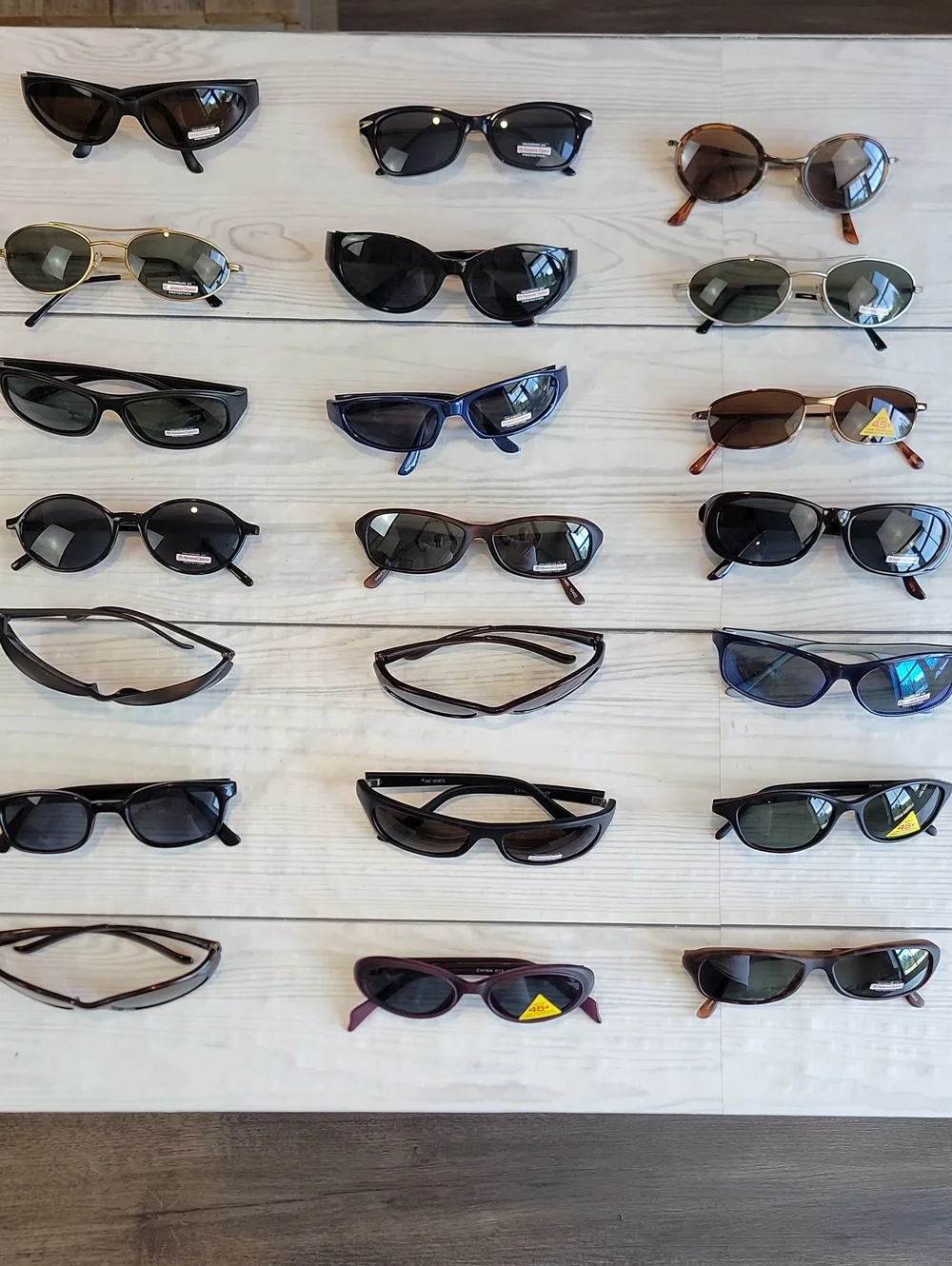 Sunglasses Lot Womens Assorted 21 Items - Black, Brown, Blue NWOT